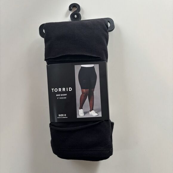 Torrid Black Mesh Shredded Front Bike Short Plus Size Large - Picture 2 of 7